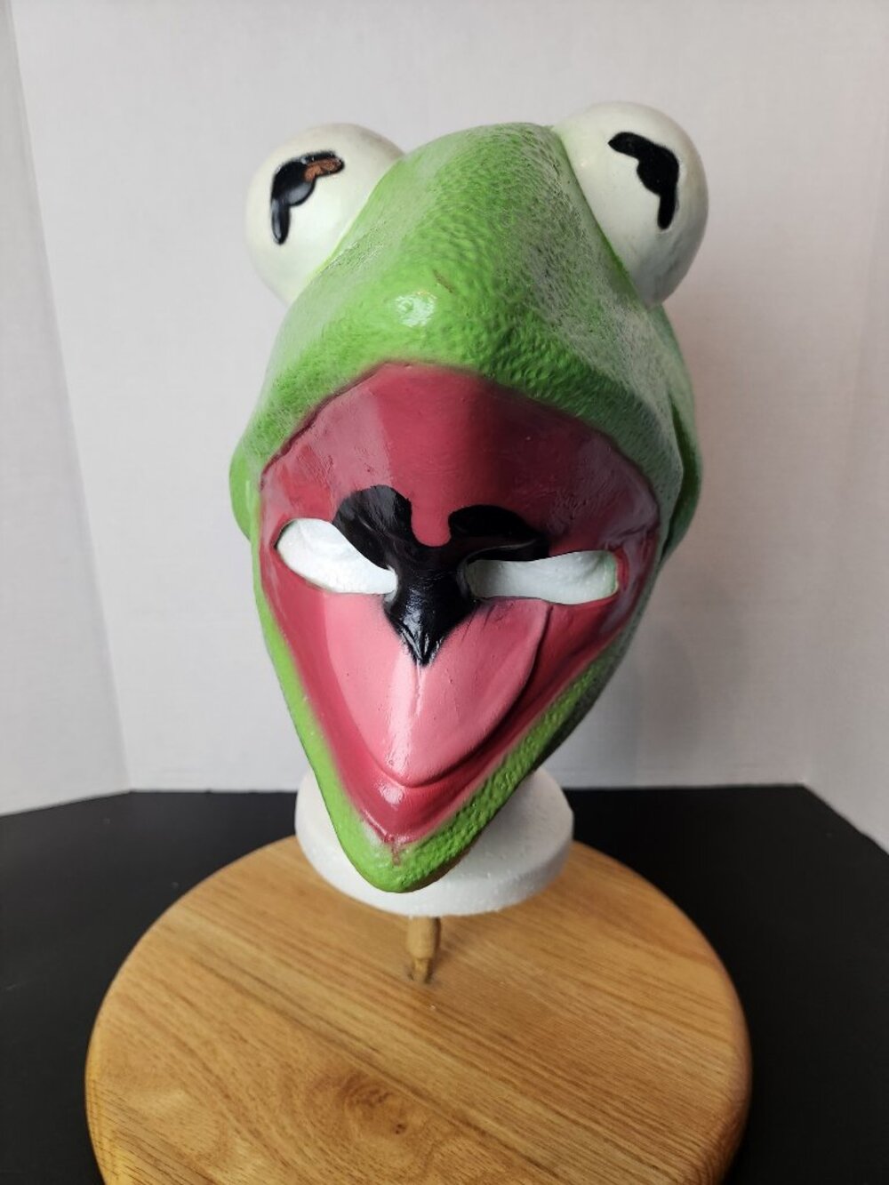 Disney Muppets Kermit the Frog 3/4 Latex Mask Big Eyes Halloween Costume
